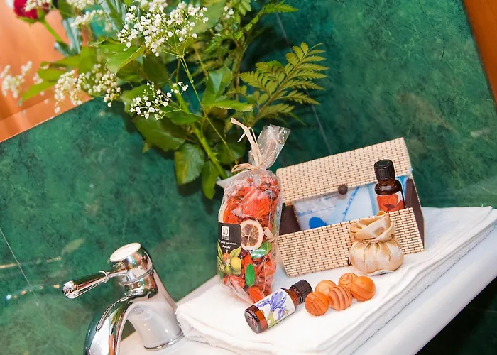 فندق Augustus 3*